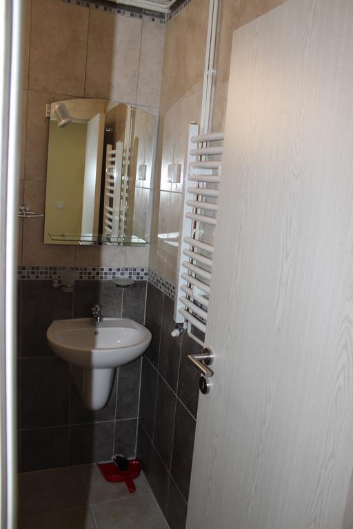 Radovic Apartments Budva Oda fotoğraf